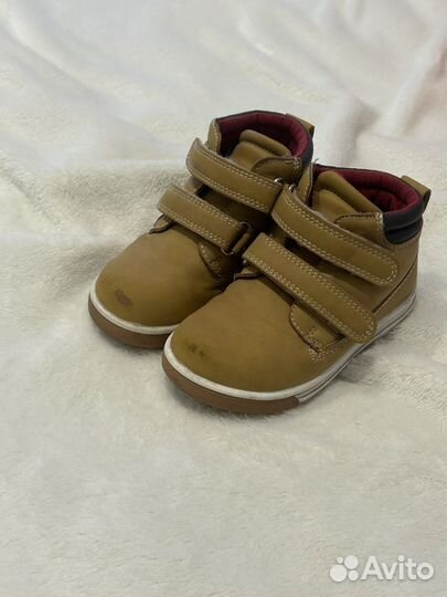 Ботинки детские 24 размер