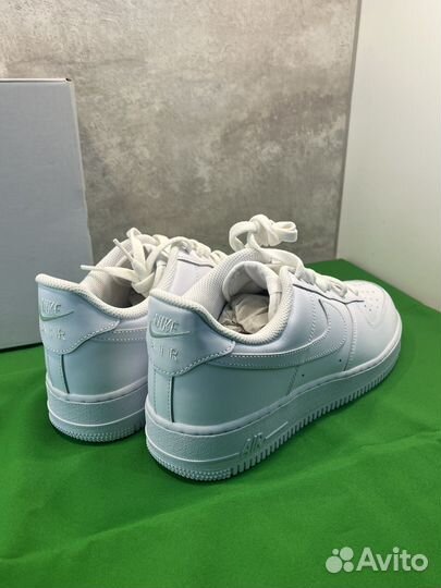 Nike air force 1 low оригинал с Poizon