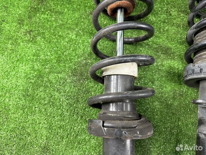 Амортизаторы комплект BMW F10