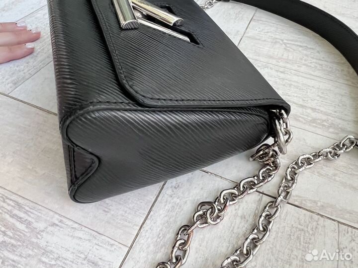 Louis Vuitton Twist PM серебро