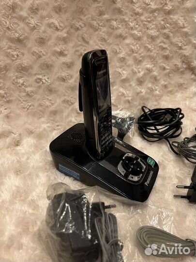 Радиотелефон Panasonic KX-TG8421