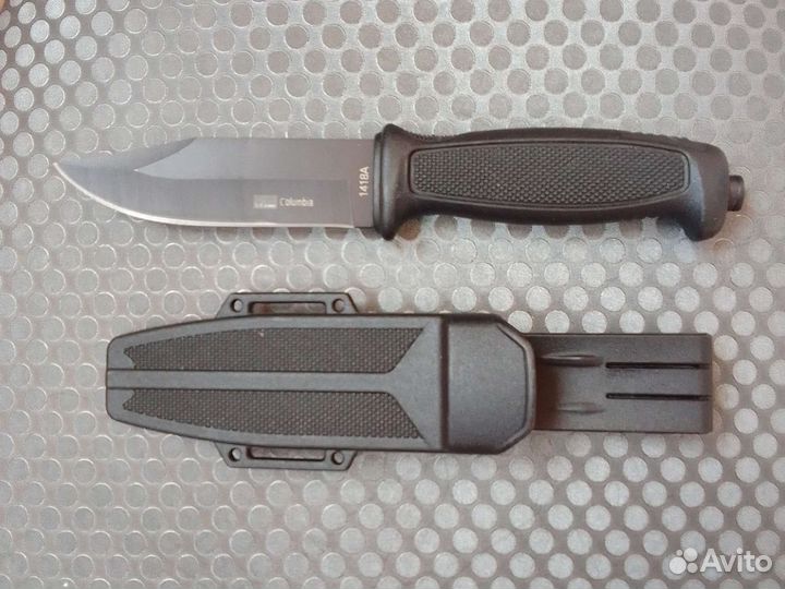 Нож туристический