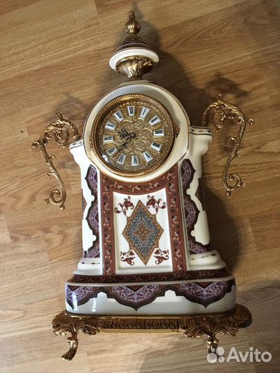 Часы настольные