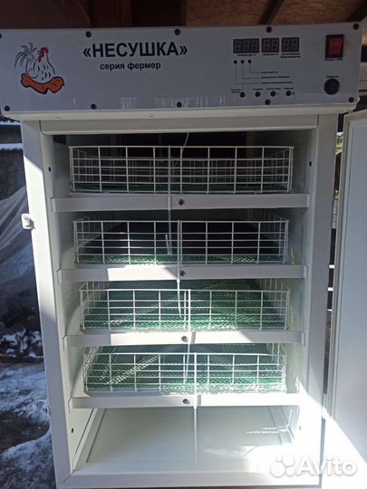 Инкубатор на 400 яиц