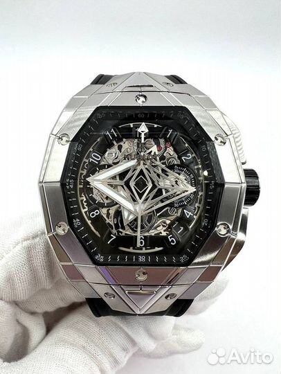 Часы Hublot Big Bang Sang Bleu