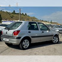 Ford Fiesta 1.2 MT, 2001, 280 000 км, с пробегом, цена 150 000 руб.