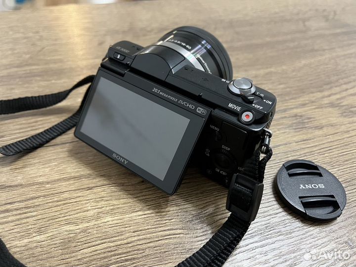 Продам Цифровой фотоаппарат Sony ilce-5000L