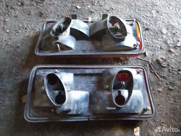 Стекло заднего фонаря ваз-2107