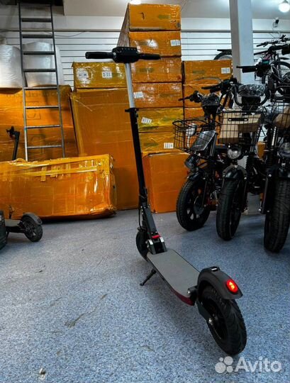 Электросамокат GT S3