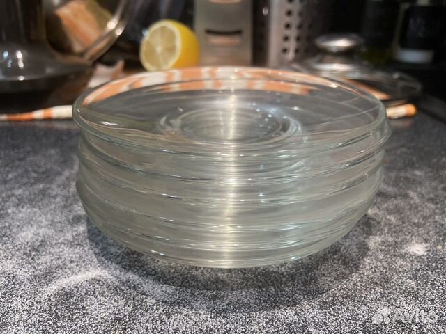 Прозрачные блюдца