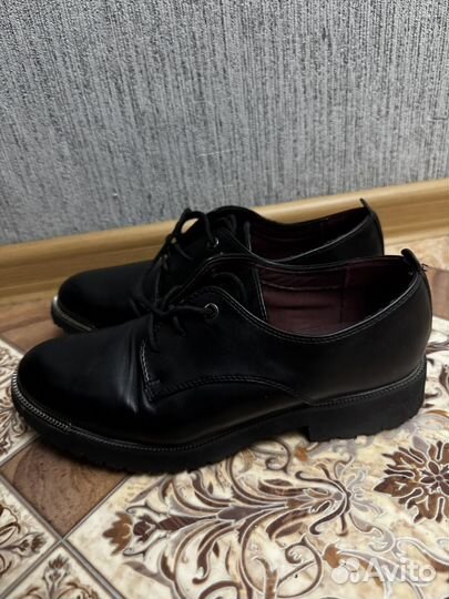 Ботинки женские весенние 37
