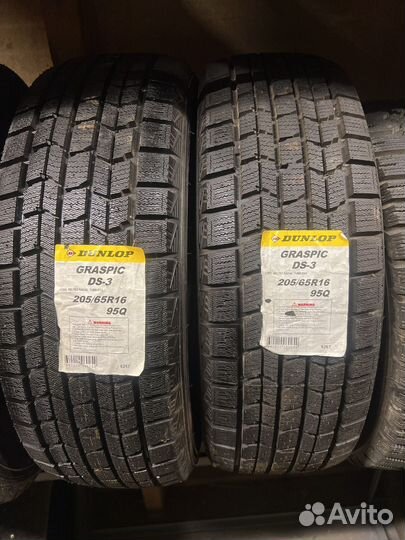Dunlop Graspic DS3 205/65 R16 95Q