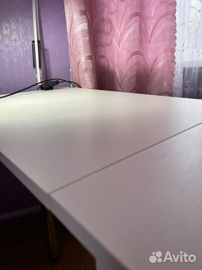 Маникюрный стол бу