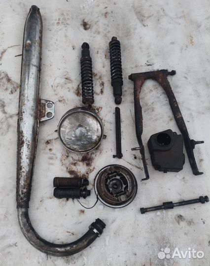 Левая крышка двигателя Иж планета спорт