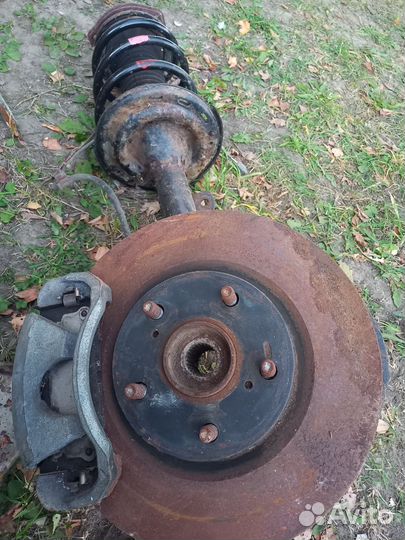 Передние стойки toyota camry 40