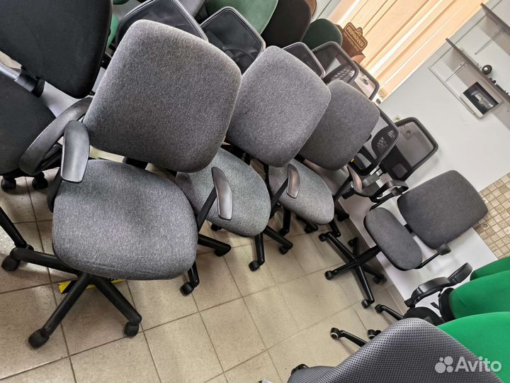 Компьютерное кресло
