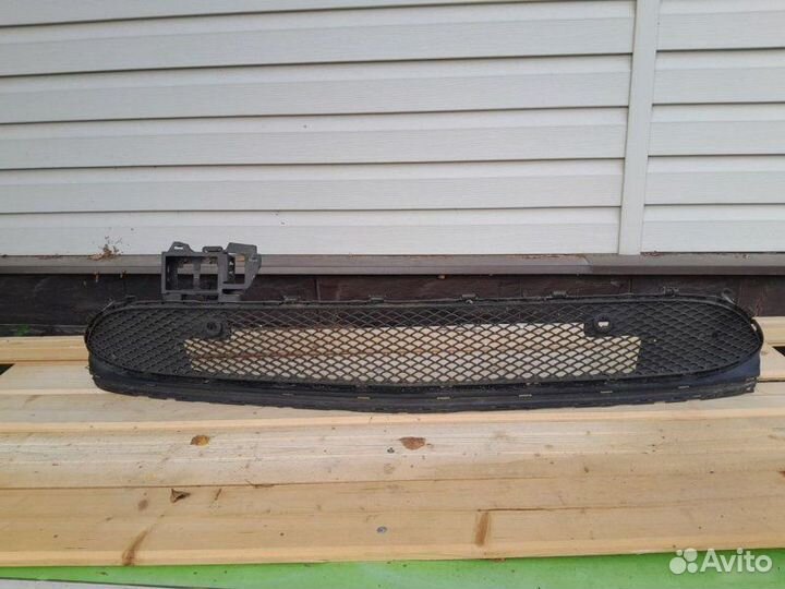 Решетка бампера передняя Mercedes Cla W117
