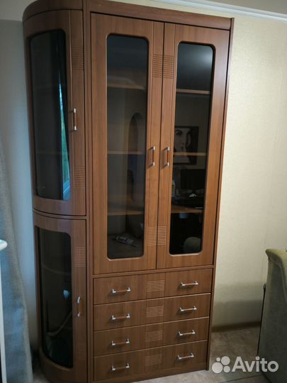 Буфеты и серванты