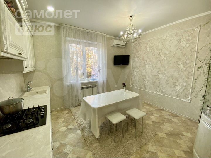 Дом 136,6 м² на участке 8 сот.