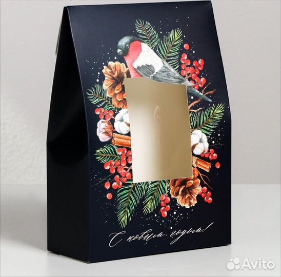 Коробка подарочная новогодняя