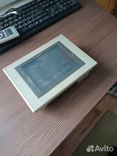 Сенсорная панель omron