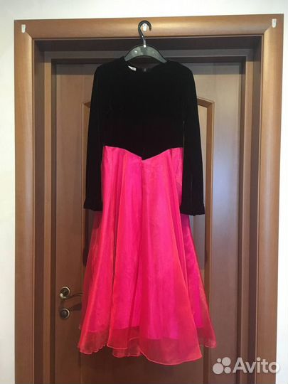 Платье на 140-150. Б\у в идеале