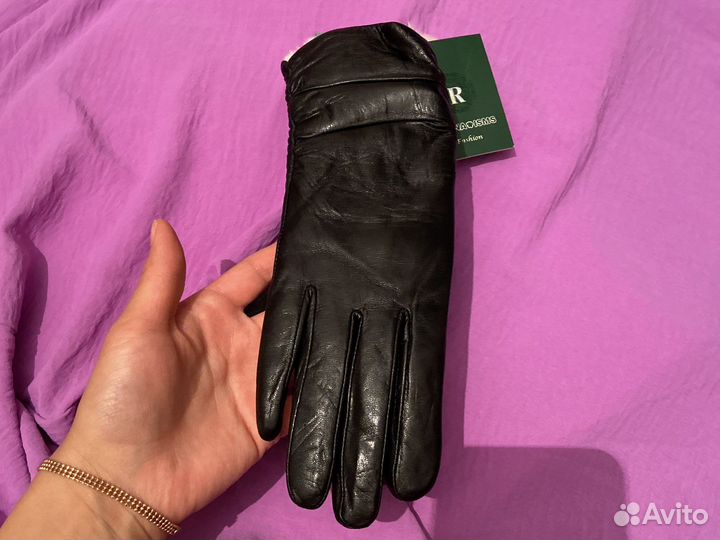 Перчатки женские кожаные новые