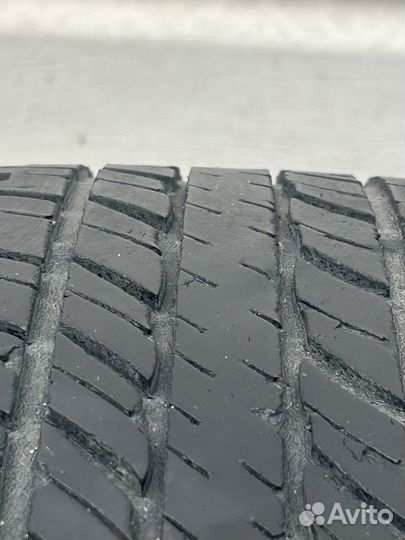 Hankook Ventus V2 AS 235/65 R17 108H