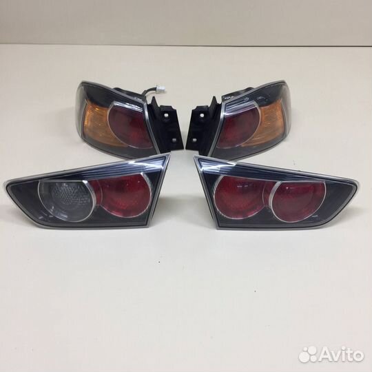 Фонарь задний наружный левый Mitsubishi Lancer X C