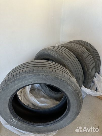 Bridgestone Alenza 001 225/60 R18