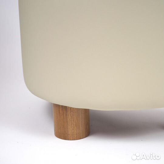 Пуфик полукруглый в наличии (бежевый цвет)