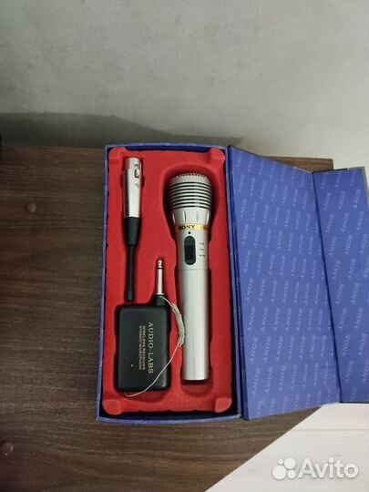 Микрофон sony wm-717 беспроводной