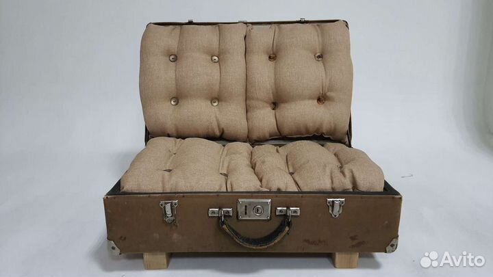 Диванчик детский, банкетка из чемодана