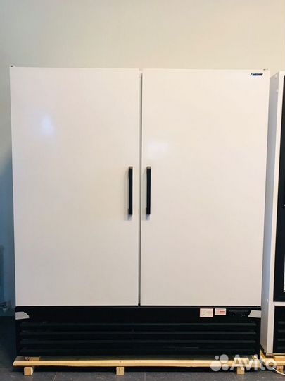 Холодильный шкаф 1400л