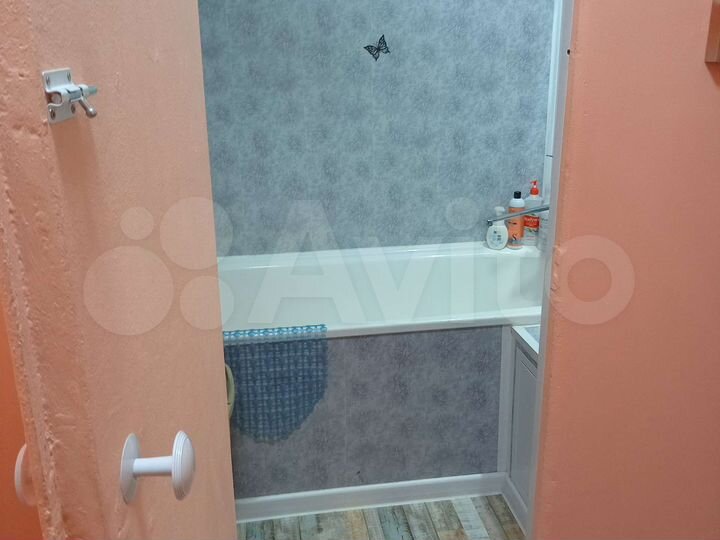 3-к. квартира, 68 м², 1/3 эт.