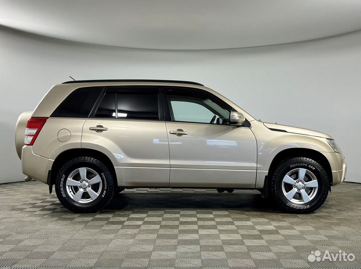 Suzuki Grand Vitara 2.0 МТ, 2010, 232 000 км