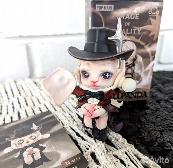 Фигурка Scullpanda pop mart