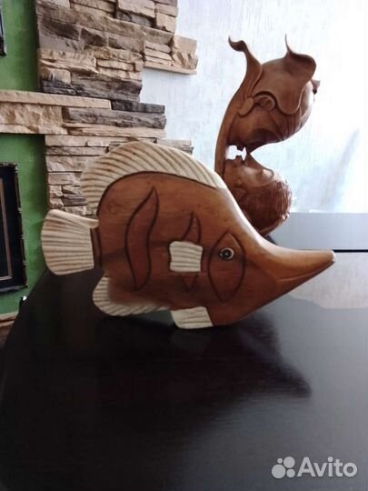 Статуэтки из дерева