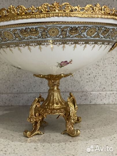 Ваза на ножке