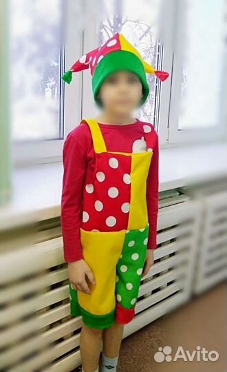 Новогодний костюм скомороха петрушки