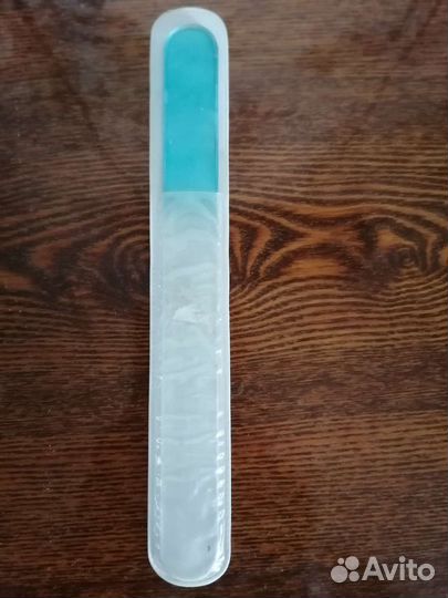 Пилка для ногтей и ножницы