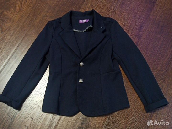 Пиджак для девочки 128
