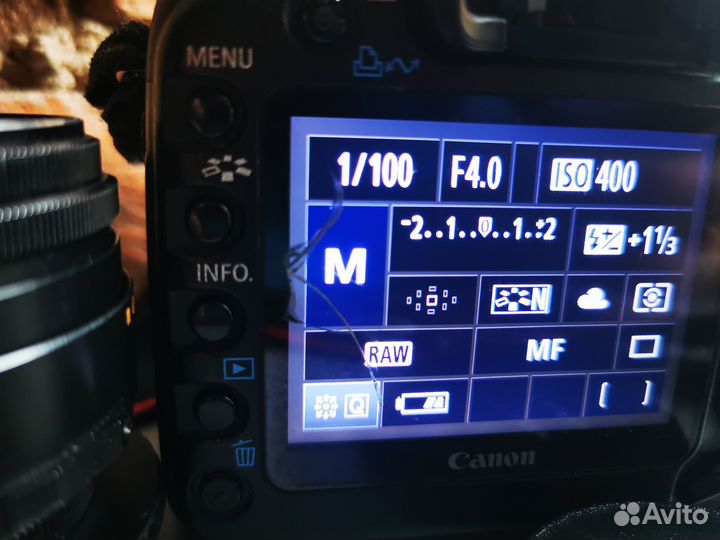 Фотоаппарат Canon 5d mark ii и объектив 50mm