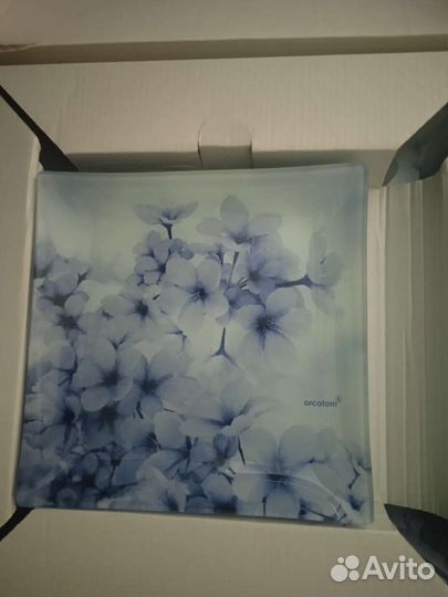 Набор тарелок новый