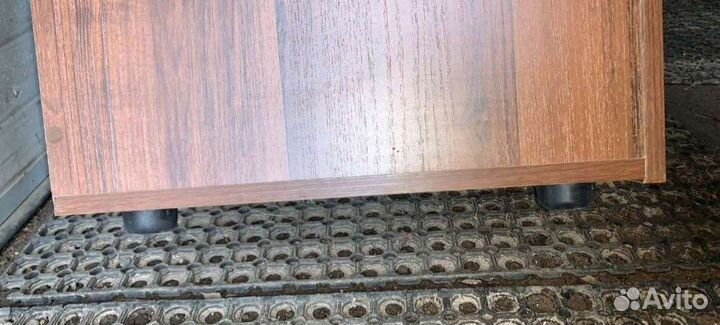 Тумба с бесплатной доставкой в отличном состоянии