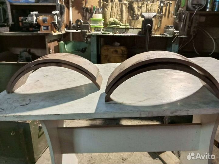 Тормозные накладки на колодки