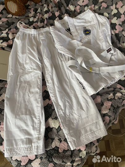 Форма для тхэквондо 150