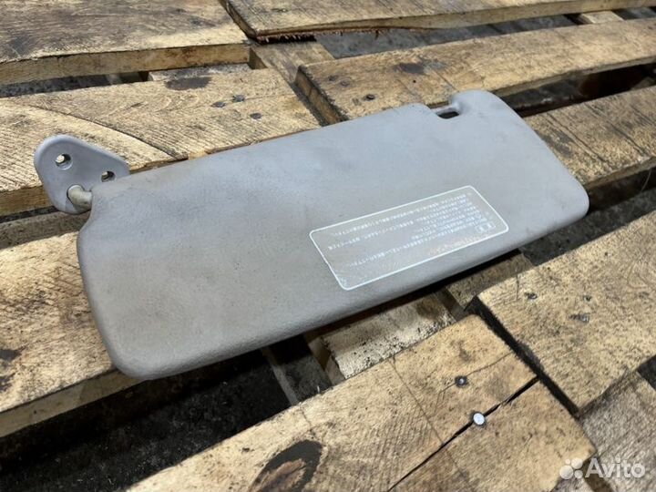 Козырек солнцезащитный правый Bmw 3 E36 M50B20