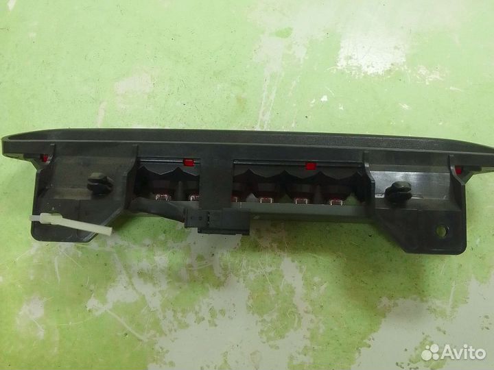 Стоп-сигнал Chevrolet Orlando J309 F18D4 2011 (б/у