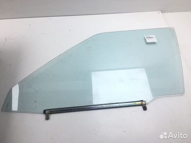 Стекло двери переднее левое Toyota Corona AT150
